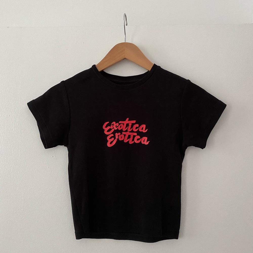 Realisation Exotica Erotica tee